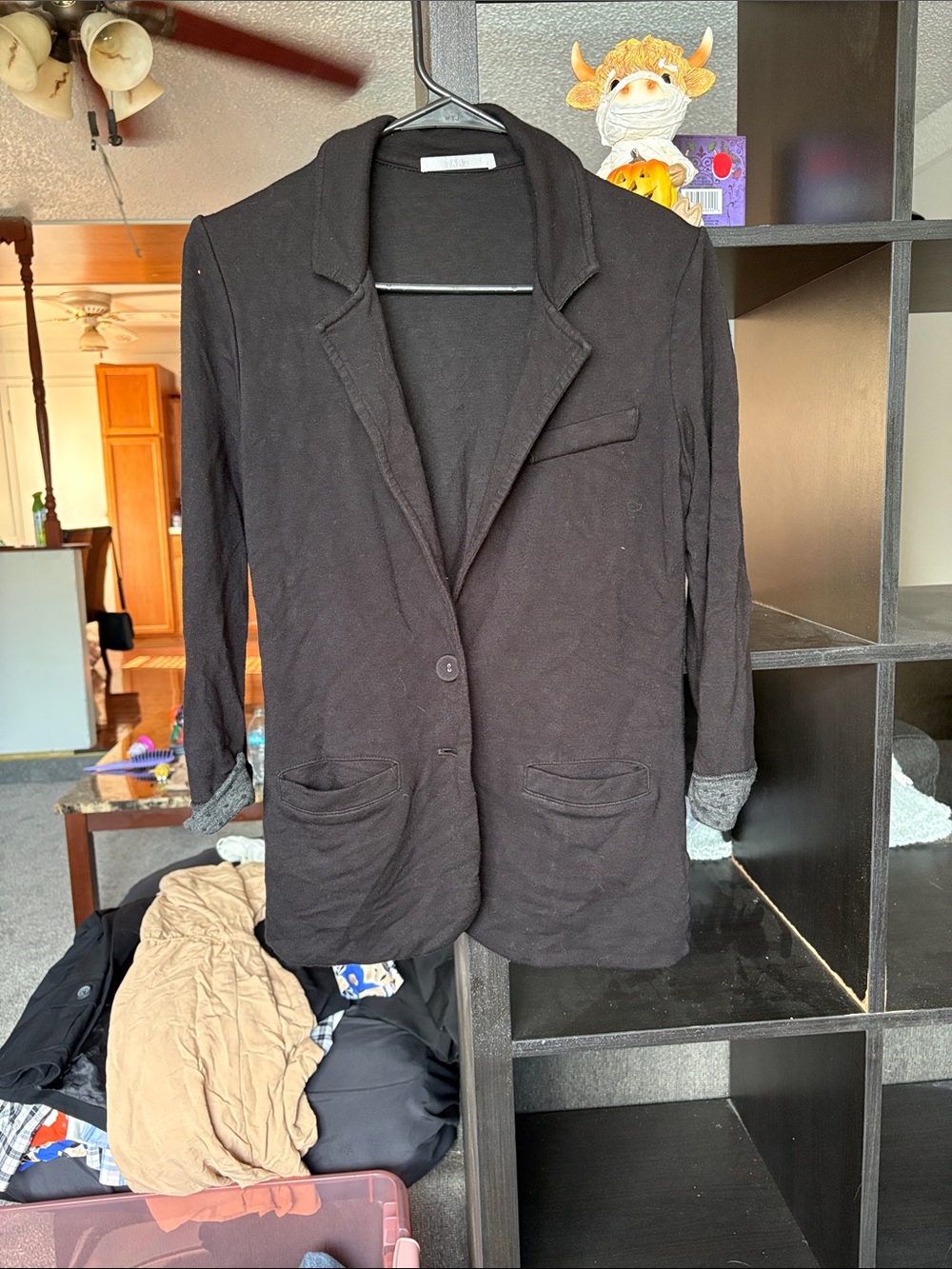 Tart Black Single-Button Casual Blazer